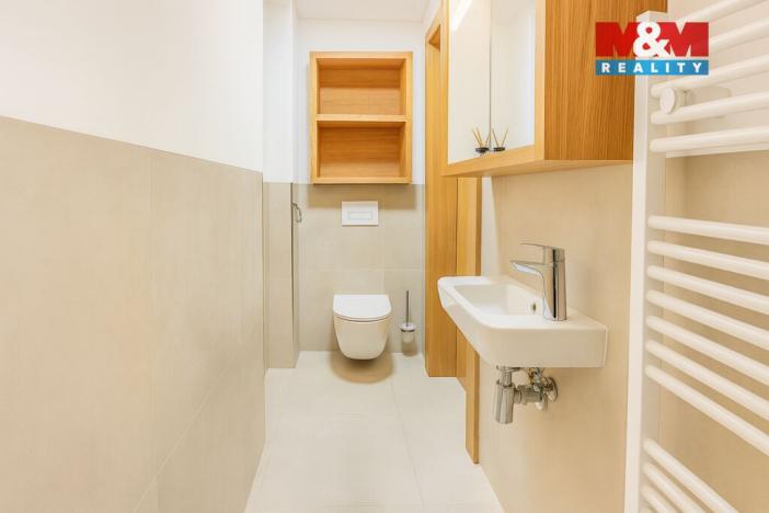 Prodej rodinného domu, Praha - Libuš, V Hrobech, 279 m2