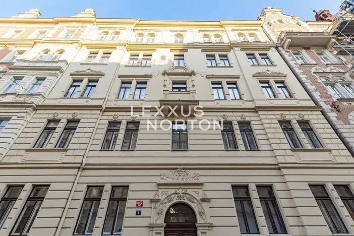 Prodej bytu 2+kk, Praha - Smíchov, Kořenského, 48 m2