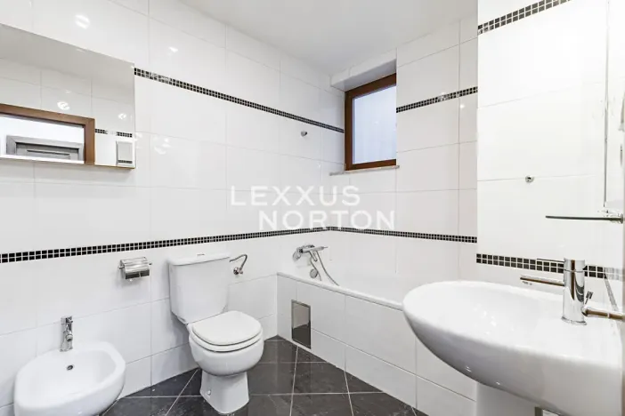 Prodej bytu 2+kk, Praha - Smíchov, Kořenského, 48 m2