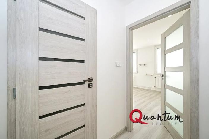 Pronájem bytu 1+kk, Kladno, Švédská, 33 m2