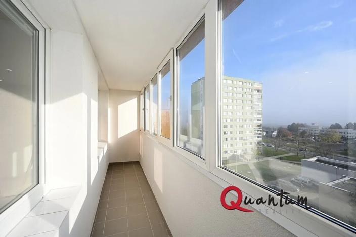 Pronájem bytu 1+kk, Kladno, Švédská, 33 m2