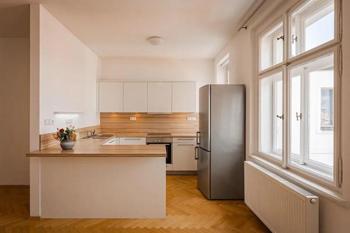 Pronájem bytu 2+kk, Praha - Staré Město, Na Perštýně, 73 m2