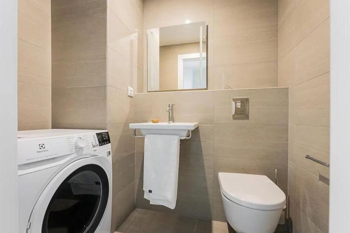 Pronájem bytu 2+kk, Praha - Smíchov, Holečkova, 70 m2