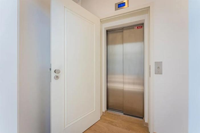 Pronájem bytu 3+1, Praha - Nové Město, Jungmannova, 116 m2