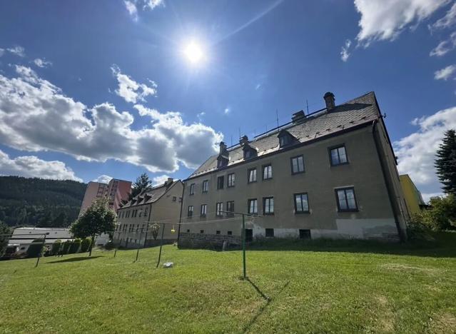 Pronájem bytu 4+1, Tanvald, U Stadionu, 78 m2