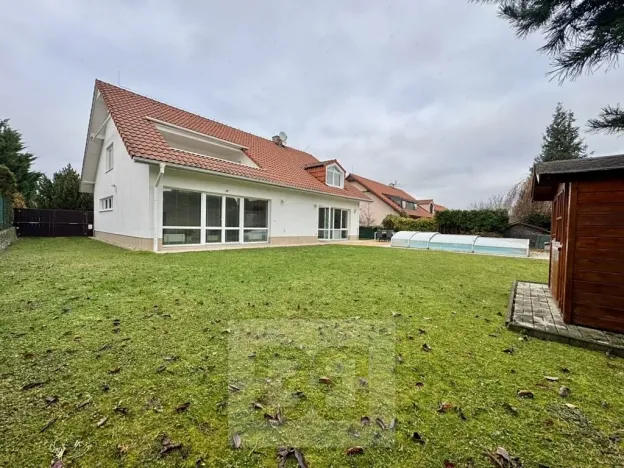 Pronájem rodinného domu, Česká, 200 m2