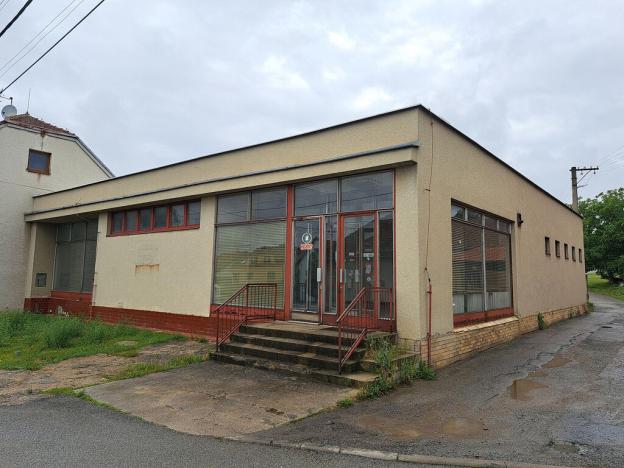 Pronájem skladu, Svatoslav