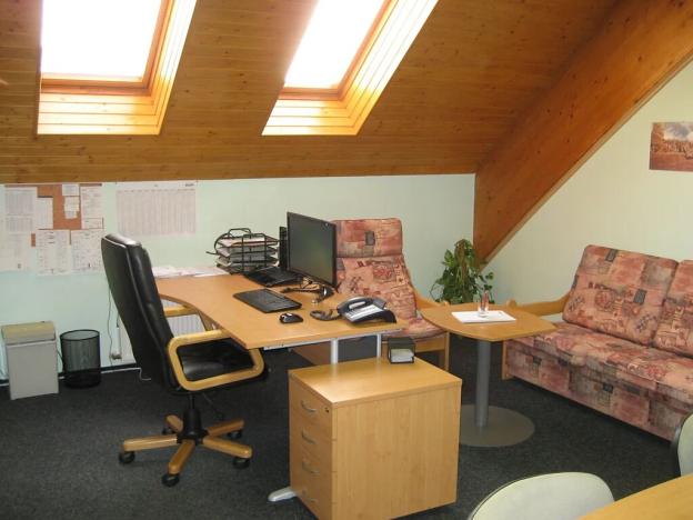 Pronájem kanceláře, Jeneč, Zahradní, 29 m2