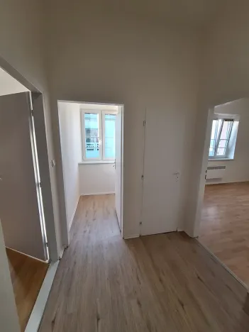 Pronájem bytu 2+kk, Praha - Vysočany, Novovysočanská, 45 m2