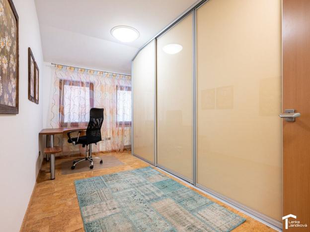 Pronájem bytu 3+kk, Pardubice - Zelené Předměstí, Hronovická, 92 m2