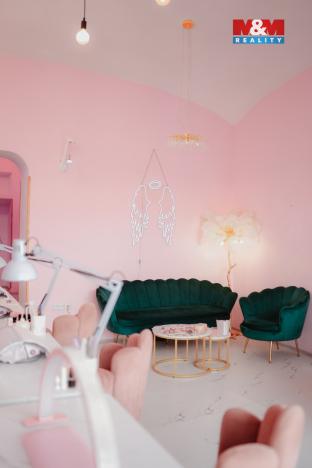 Prodej obchodního prostoru, Náchod, 65 m2