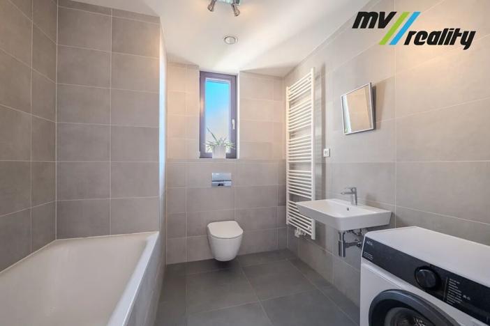 Prodej bytu 1+kk, Praha - Hrdlořezy, V třešňovce, 35 m2