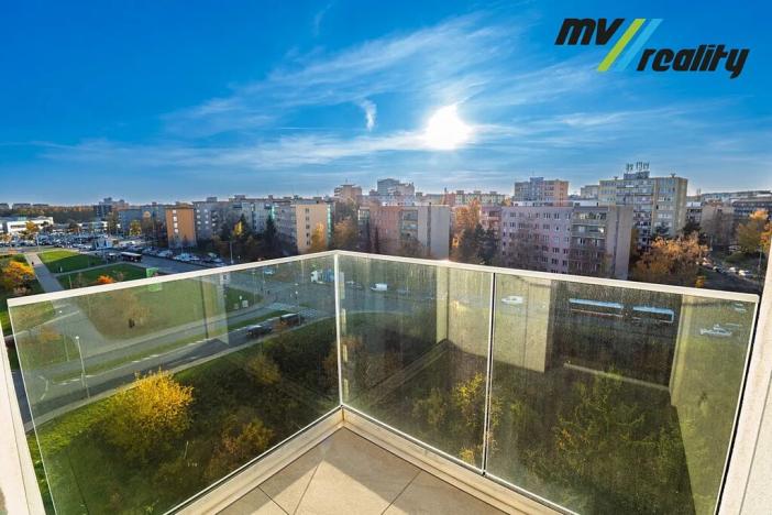 Prodej bytu 1+kk, Praha - Hrdlořezy, V třešňovce, 35 m2