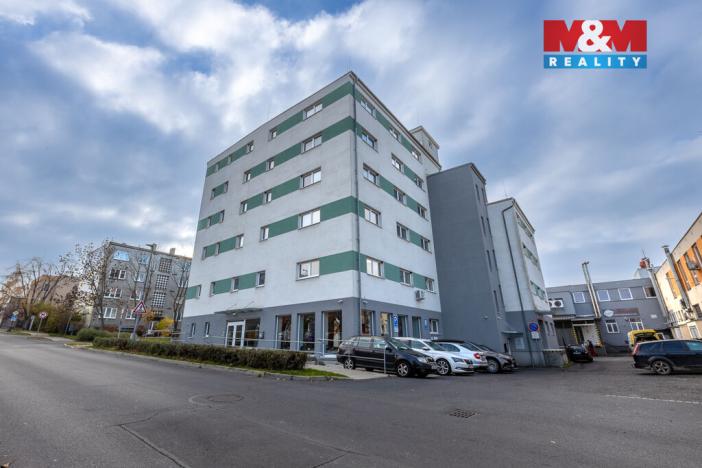 Pronájem obchodního prostoru, Louny, Březinova, 210 m2