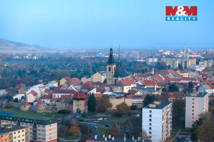 Pronájem obchodního prostoru, Louny, Březinova, 210 m2