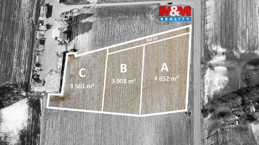 Prodej komerčního pozemku, Vojkovice, 4652 m2