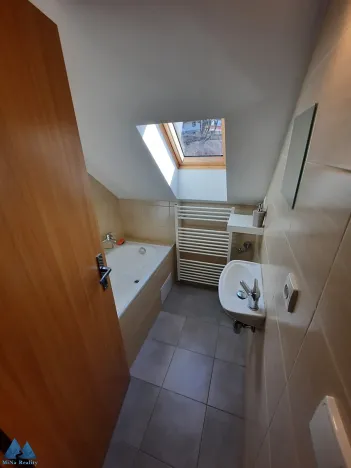 Pronájem bytu 3+1, Horní Maršov, Promenáda, 86 m2