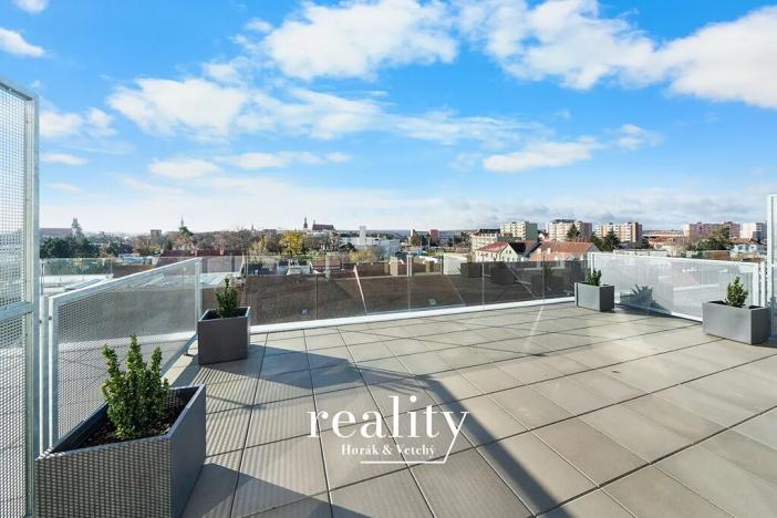 Pronájem bytu 3+kk, Znojmo, Jarošova, 84 m2