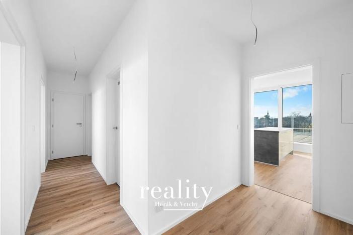 Pronájem bytu 3+kk, Znojmo, Jarošova, 84 m2