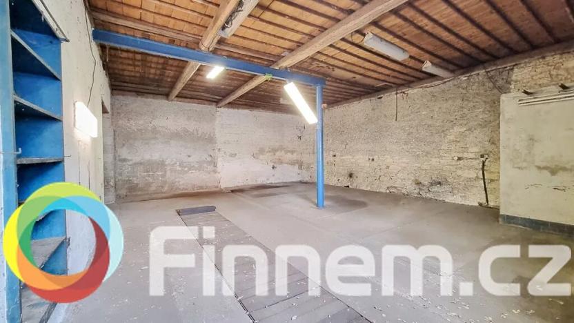 Pronájem garáže, Praha - Ruzyně, Staré náměstí, 80 m2