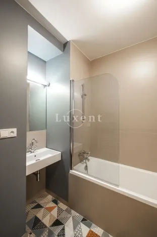 Pronájem bytu 2+kk, Praha - Vinohrady, Lucemburská, 50 m2