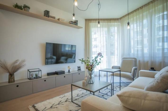 Prodej bytu 1+kk, Praha - Hlubočepy, Ondrákové, 33 m2