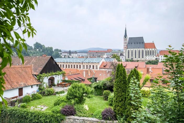 Prodej ubytování, Český Krumlov, Horská, 469 m2