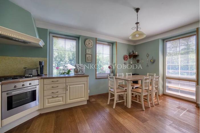 Prodej rodinného domu, Ledečko, 257 m2