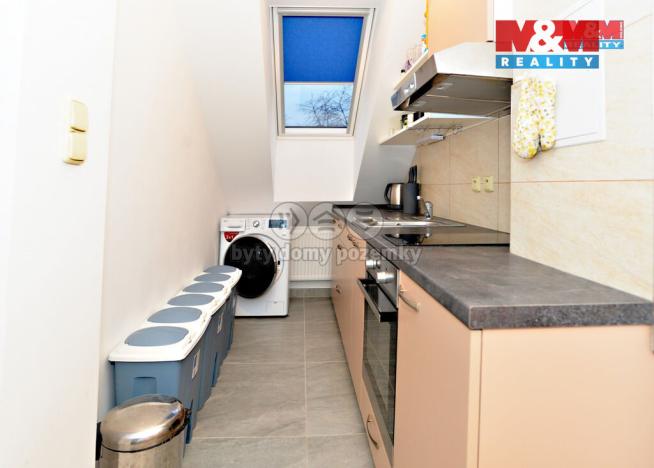 Pronájem bytu 1+kk, Pardubice - Cihelna, Brozanská, 51 m2