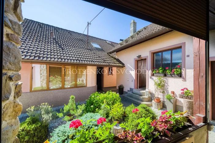 Prodej chalupy, Ledečko, 257 m2