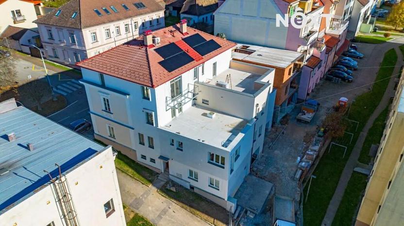 Pronájem kanceláře, Hluboká nad Vltavou, Masarykova, 123 m2