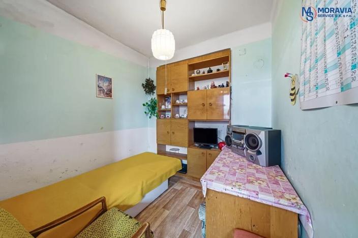 Prodej bytu 3+1, Maletín, 77 m2