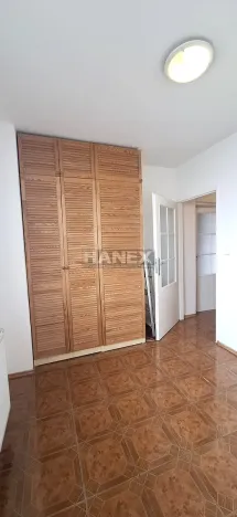 Pronájem bytu 2+kk, Praha - Troja, Olštýnská, 33 m2