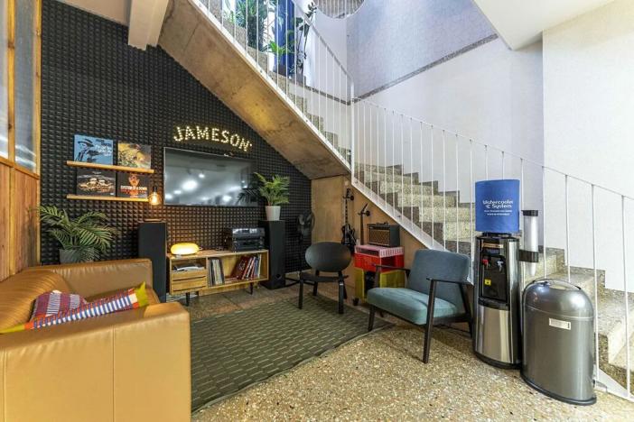 Prodej obchodního prostoru, Praha - Dejvice, Wuchterlova, 157 m2