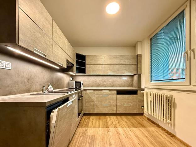 Prodej bytu 2+1, Třebíč, Kubišova, 61 m2