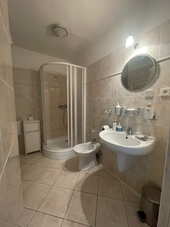 Pronájem rodinného domu, Zvole, 865 m2