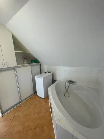 Pronájem rodinného domu, Zvole, 865 m2