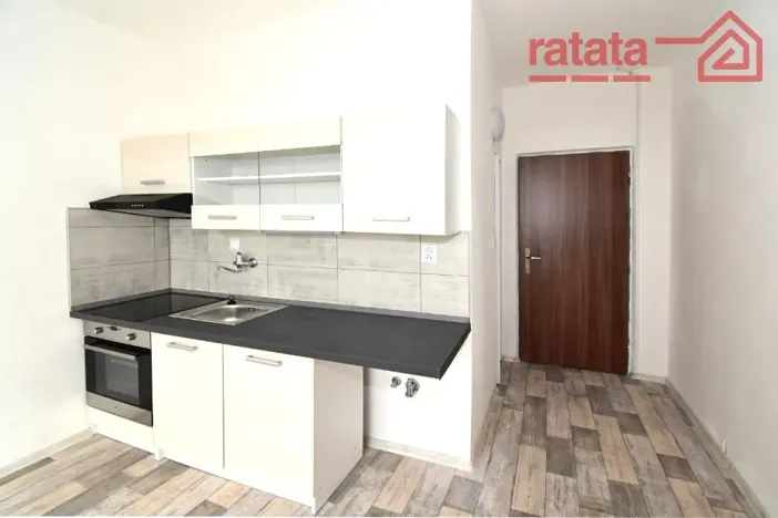 Pronájem bytu 1+1, Chomutov, Jirkovská, 36 m2