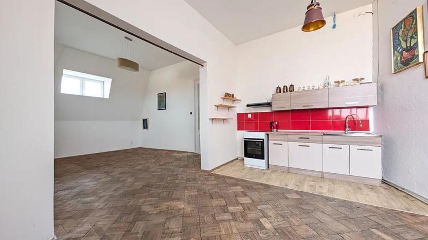 Pronájem bytu 2+1, Olomouc, Javoříčská, 80 m2