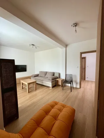 Pronájem rodinného domu, Praha - Vinoř, Mokošínská, 158 m2