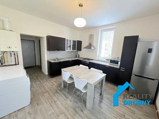 Pronájem bytu 4+1, Děčín, Bělská, 101 m2