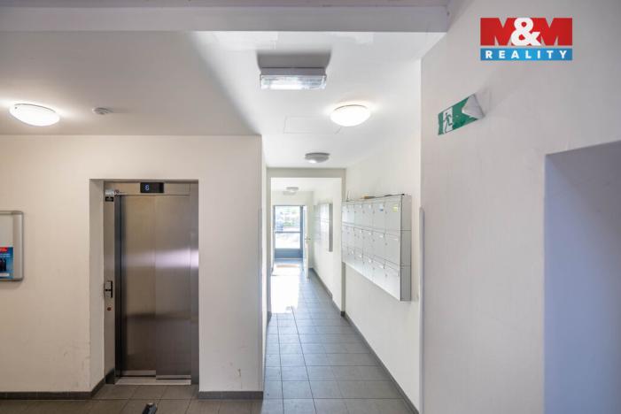 Pronájem bytu 1+kk, Praha - Holešovice, V závětří, 27 m2