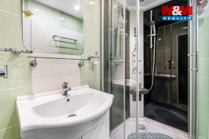 Prodej bytu 4+1, Teplice - Trnovany, Masarykova třída, 87 m2