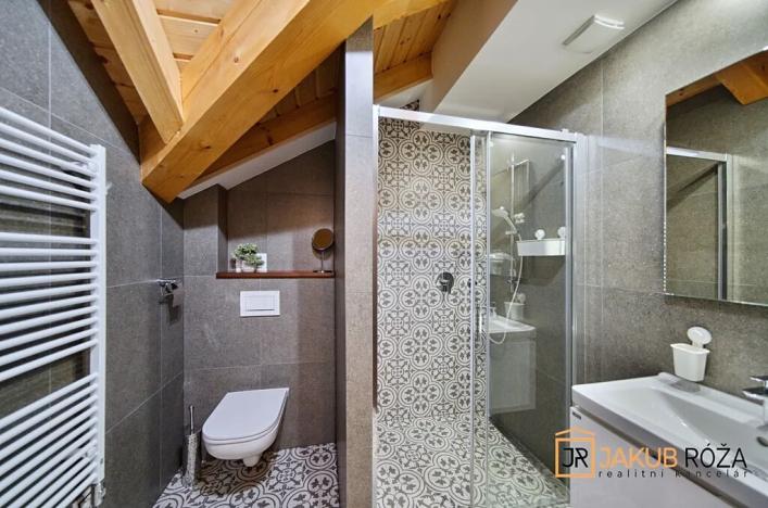 Prodej rodinného domu, Horní Maršov, 483 m2