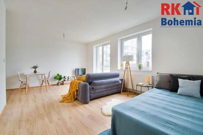 Prodej bytu 1+kk, Cerhenice, Za Cukrovarem, 37 m2