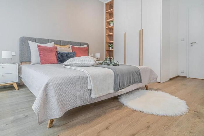 Pronájem bytu 3+kk, Praha - Prosek, Litoměřická, 86 m2