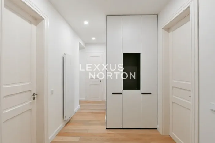 Pronájem bytu 3+kk, Praha - Vinohrady, náměstí Jiřího z Poděbrad, 93 m2