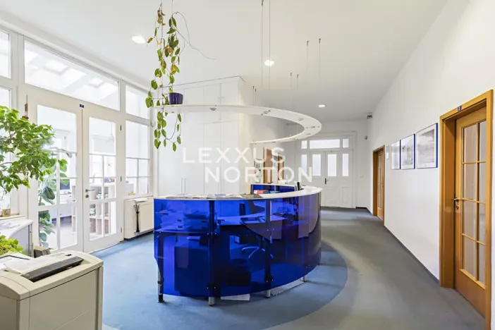 Prodej kanceláře, Kladno, Huťská, 1408 m2