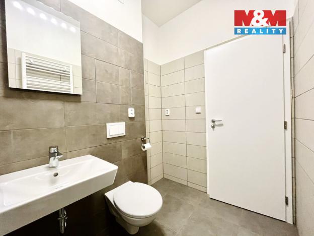 Pronájem bytu 1+kk, Jablonec nad Nisou, Podhorská, 46 m2