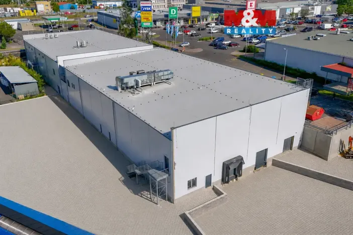 Pronájem skladu, Cheb, Karlova, 2200 m2